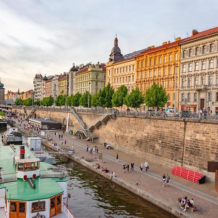 Cozy Homestay At Prague Main Station Zewnętrze zdjęcie