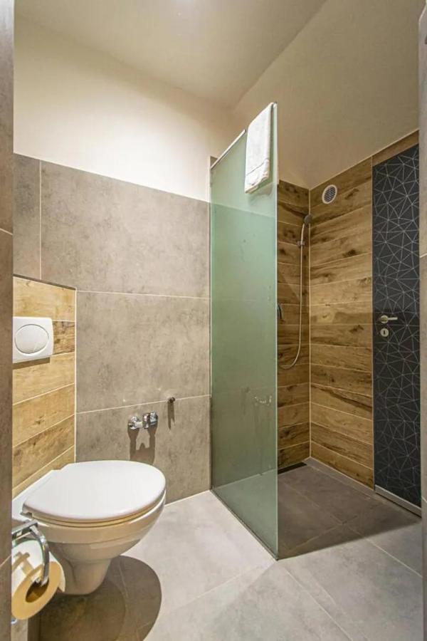Cozy Homestay At Prague Main Station Zewnętrze zdjęcie