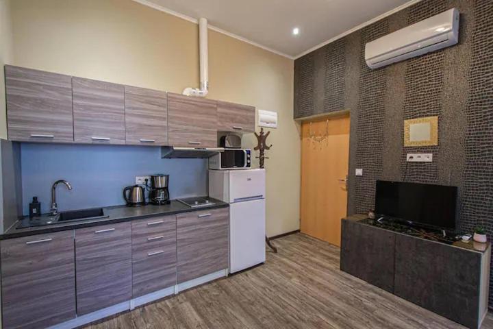 Cozy Homestay At Prague Main Station Zewnętrze zdjęcie