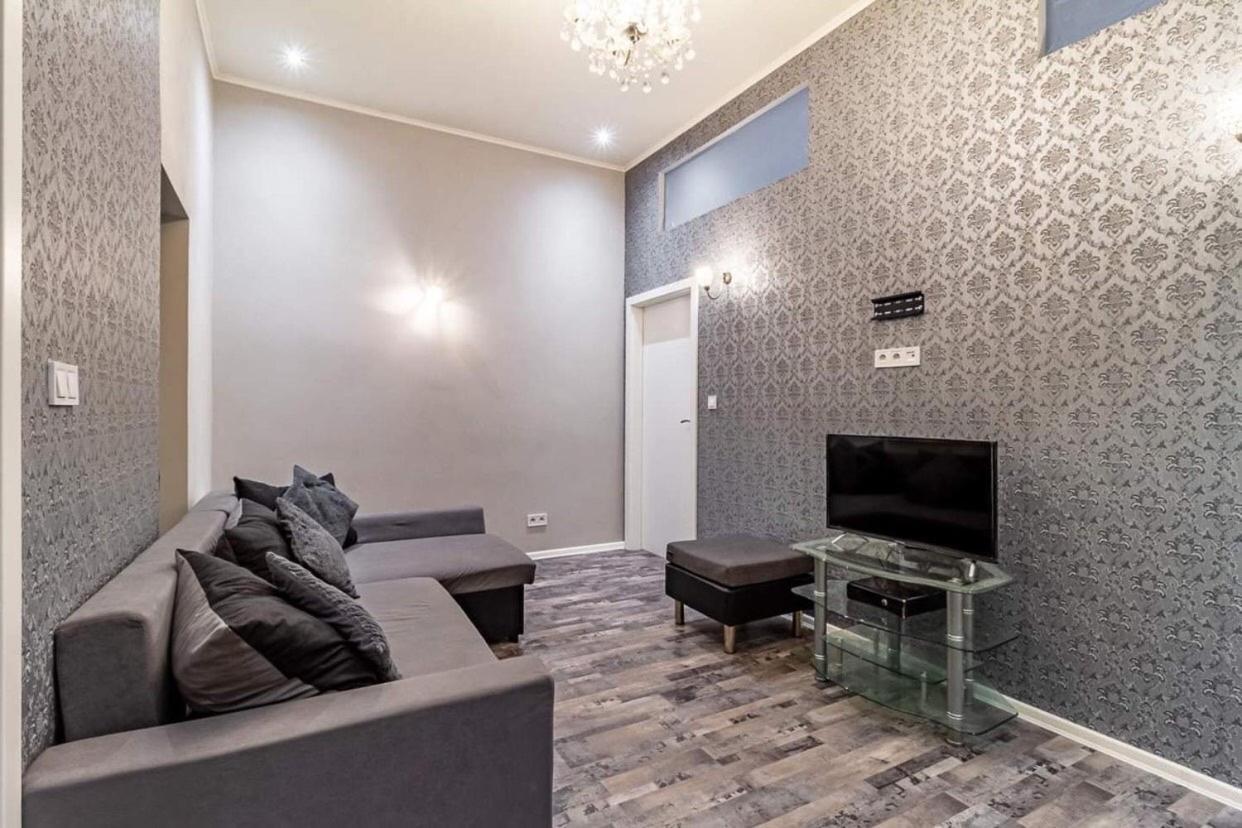 Cozy Homestay At Prague Main Station Zewnętrze zdjęcie