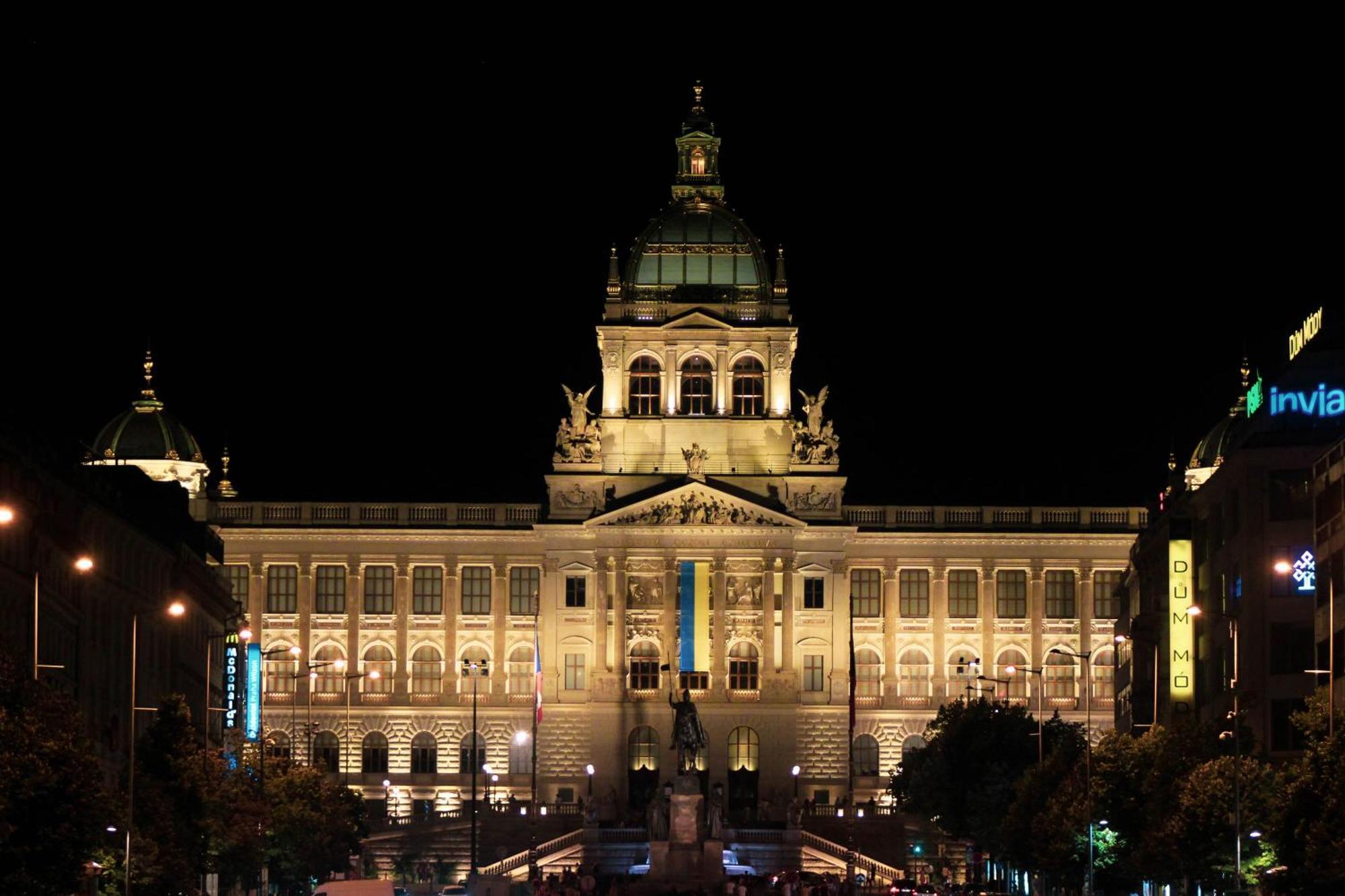 Cozy Homestay At Prague Main Station Zewnętrze zdjęcie